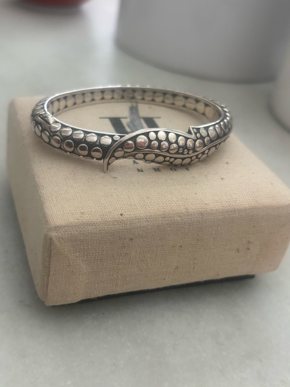 John Hardy Ayu Leaf Dot Sterling Silver Hinged Bangle Bracelet w/ Pouch